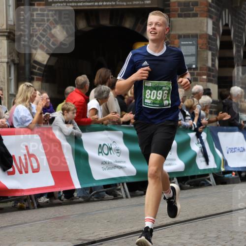 13.09.2026 - 21. swb-Marathon Bremen Strokosch-Dieckow http://msf.ph/oto/10310533 13.09.2026 13:03:48 Ziel 1372, 1950, 3092, 5024, 5719, 7715, 895, 2094, 2889, 3500, 4236, 9061, 9129, 9642 meine-sportfotos.de