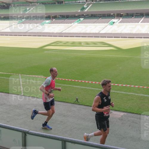 13.09.2026 - 21. swb-Marathon Bremen Michael Burmester http://msf.ph/oto/10310644 13.09.2026 12:45:27 Laufen im Stadion 195, 280, 339, 474, 493, 508, 567, 623, 678, 681, 697, 715, 788, 1017, 1034, 1181, 1241, 1264, 1277, 1301, 1335, 1498, 1696, 1770, 1863, 1937, 1975, 2020, 2084, 2098, 2297, 2889, 3092, 3271, 3609, 4110, 4118, 4157, 4328, 5092, 5719, 5996, 6918, 6973, 7015, 7206, 7265, 7336, 7478, 7715, 8028, 8054, 8096, 8319, 8325, 8331, 8670, 8701, 8756, 8936, 9070, 9129, 9137, 9273, 9306, 9495, 9583, 9642, 13063, 13168, 13237, 371, 439, 650, 744, 957, 1336, 1411, 1667, 1822 meine-sportfotos.de