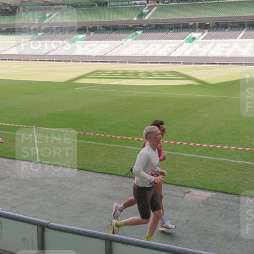 13.09.2026 - 21. swb-Marathon Bremen Michael Burmester http://msf.ph/oto/10310695 13.09.2026 12:45:29 Laufen im Stadion 195, 280, 339, 474, 493, 508, 567, 678, 681, 697, 715, 788, 1017, 1034, 1181, 1241, 1264, 1277, 1301, 1335, 1498, 1696, 1863, 1937, 1975, 2020, 2084, 2098, 2297, 2889, 3092, 3271, 3609, 4110, 4118, 4157, 4328, 5092, 5719, 5996, 6918, 6973, 7015, 7206, 7265, 7336, 7478, 7715, 8028, 8054, 8096, 8319, 8325, 8331, 8670, 8701, 8756, 8936, 9070, 9129, 9137, 9273, 9306, 9495, 9583, 9642, 13063, 13168, 13237, 371, 439, 650, 957, 1336, 1411, 1667, 1822 meine-sportfotos.de