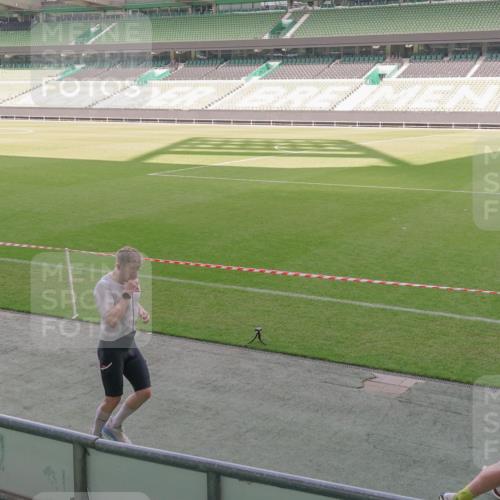13.09.2026 - 21. swb-Marathon Bremen Michael Burmester http://msf.ph/oto/10310718 13.09.2026 12:45:30 Laufen im Stadion 195, 280, 339, 474, 493, 508, 567, 678, 681, 697, 715, 788, 1017, 1034, 1181, 1241, 1264, 1277, 1301, 1335, 1498, 1696, 1863, 1937, 1975, 2020, 2084, 2098, 2297, 2889, 3092, 3271, 3609, 4110, 4118, 4157, 4328, 5092, 5719, 5996, 6918, 6973, 7015, 7206, 7265, 7336, 7478, 7715, 8028, 8054, 8096, 8319, 8325, 8331, 8670, 8701, 8756, 8936, 9070, 9129, 9137, 9273, 9306, 9495, 9583, 9642, 13063, 13168, 13237, 439, 650, 957, 1336, 1411, 1667, 1822 meine-sportfotos.de