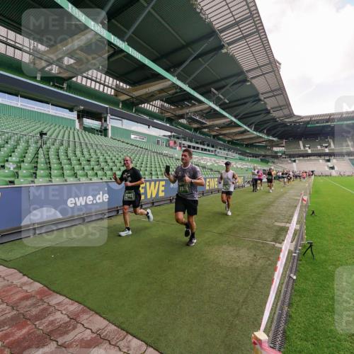 13.09.2026 - 21. swb-Marathon Bremen Michael Burmester http://msf.ph/oto/10310728 13.09.2026 13:08:20 Laufen im Stadion 132, 156, 489, 549, 551, 607, 625, 682, 716, 800, 808, 809, 834, 846, 884, 911, 922, 1025, 1124, 1150, 1173, 1189, 1210, 1285, 1289, 1322, 1364, 1369, 1387, 1395, 1398, 1532, 1559, 1600, 1688, 1831, 1841, 1854, 1871, 1880, 1899, 1926, 1938, 2003, 2041, 2070, 2215, 2219, 2229, 2283, 2318, 2366, 2380, 2405, 2413, 2429, 2440, 2441, 2467, 2492, 2565, 2611, 2635, 2692, 2699, 2721, 2727, 2731, 2755, 2782, 2802, 2818, 2823, 2831, 2841, 2866, 2897, 2911, 2930, 2941, 2949, 2960 meine-sportfotos.de