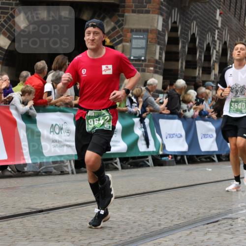 13.09.2026 - 21. swb-Marathon Bremen Strokosch-Dieckow http://msf.ph/oto/10310847 13.09.2026 13:03:54 Ziel 1090, 1372, 1950, 3092, 5024, 5143, 5719, 6973, 7715, 895, 2094, 3500, 4236, 9061, 9129, 9544 meine-sportfotos.de