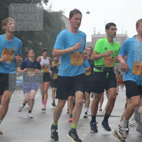 13.09.2026 - Kiel Lauf Markus Tischler http://msf.ph/oto/10310944 13.09.2026 10:36:32 Fleethörn 39, 11168, 9761, 00, 10652, 5972, 8573 meine-sportfotos.de