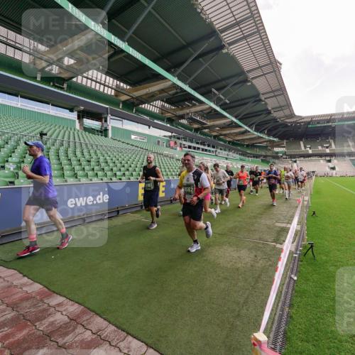 13.09.2026 - 21. swb-Marathon Bremen Michael Burmester http://msf.ph/oto/10311155 13.09.2026 13:09:06 Laufen im Stadion 164, 383, 391, 448, 532, 549, 551, 563, 625, 800, 808, 813, 884, 898, 911, 1025, 1072, 1124, 1150, 1210, 1285, 1289, 1395, 1398, 1559, 1688, 1831, 1880, 1899, 2003, 2041, 2208, 2215, 2229, 2232, 2243, 2366, 2380, 2405, 2413, 2429, 2441, 2467, 2471, 2525, 2565, 2573, 2594, 2611, 2635, 2692, 2717, 2727, 2782, 2802, 2823, 2831, 2841, 2866, 2897, 2930, 2931, 2941, 3032, 3291, 3316, 3327, 3333, 3398, 3437, 3707, 3769, 3857, 109 meine-sportfotos.de