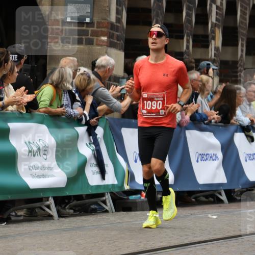 13.09.2026 - 21. swb-Marathon Bremen Strokosch-Dieckow http://msf.ph/oto/10311176 13.09.2026 13:04:01 Ziel 1090, 1587, 3092, 5024, 5143, 5719, 6973, 8096, 2094, 3424, 4110, 6815, 9544, 9813 meine-sportfotos.de