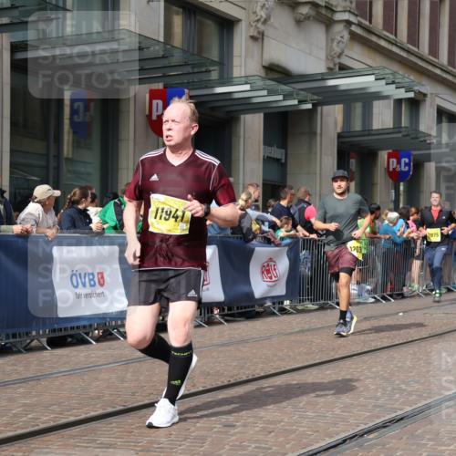 13.09.2026 - 21. swb-Marathon Bremen Strokosch-Dieckow http://msf.ph/oto/10311373 13.09.2026 10:55:23 Ziel 10203, 10243, 10256, 10297, 10374, 10379, 10423, 10529, 10550, 10788, 10809, 10881, 10952, 11377, 11414, 11510, 11557, 11748, 11862, 11941, 11975, 11977, 12030, 12108, 12125, 12143, 12150, 12188, 12348, 10555, 10725, 11001, 11014, 11466, 11631, 11908, 11910, 12201, 12218, 12258, 12549 meine-sportfotos.de
