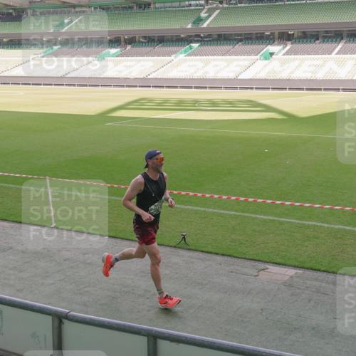 13.09.2026 - 21. swb-Marathon Bremen Michael Burmester http://msf.ph/oto/10311432 13.09.2026 12:46:42 Laufen im Stadion 195, 474, 508, 538, 567, 604, 621, 697, 788, 868, 1017, 1034, 1181, 1241, 1277, 1554, 1863, 2021, 2084, 2087, 2297, 2538, 2646, 2809, 2889, 3118, 3196, 3284, 3297, 3424, 3520, 4025, 4110, 4157, 4236, 4239, 4729, 4777, 4808, 4992, 5024, 5238, 5283, 5674, 5719, 5725, 5976, 6053, 6686, 6815, 6918, 7102, 7336, 7478, 7814, 7871, 8054, 8060, 8096, 8319, 8325, 8331, 8334, 8670, 8701, 8756, 8936, 8983, 9061, 9070, 9273, 9306, 9495, 9544, 9642, 9689, 9813, 9918, 9934, 439 meine-sportfotos.de