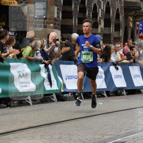 13.09.2026 - 21. swb-Marathon Bremen Strokosch-Dieckow http://msf.ph/oto/10311443 13.09.2026 13:04:09 Ziel 895, 1090, 1587, 2889, 3500, 4236, 5143, 6973, 8096, 9061, 9642, 650, 3284, 3424, 4110, 4239, 6815, 7871, 9813 meine-sportfotos.de