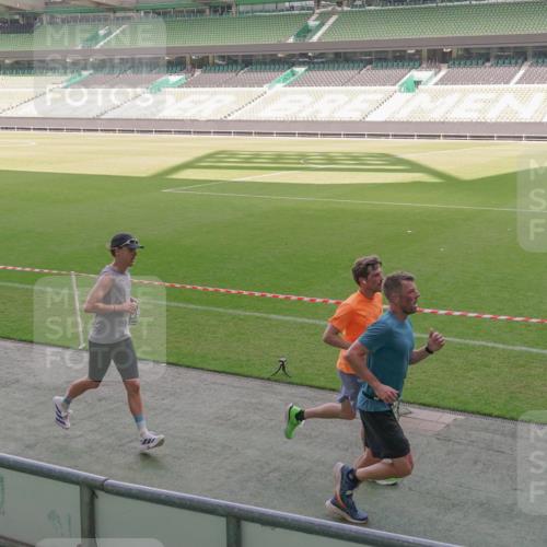 13.09.2026 - 21. swb-Marathon Bremen Michael Burmester http://msf.ph/oto/10311621 13.09.2026 12:46:59 Laufen im Stadion 195, 538, 567, 604, 621, 697, 868, 1017, 1034, 1181, 1241, 1277, 1554, 1863, 2021, 2084, 2087, 2266, 2297, 2538, 2646, 2809, 2889, 2956, 3118, 3196, 3284, 3297, 3424, 3520, 3794, 4025, 4157, 4236, 4239, 4614, 4729, 4777, 4808, 4992, 5024, 5238, 5283, 5674, 5719, 5725, 5803, 5976, 6053, 6686, 6708, 6784, 6815, 7102, 7336, 7538, 7814, 7871, 8060, 8319, 8325, 8331, 8334, 8611, 8621, 8670, 8701, 8756, 8936, 8980, 8983, 9061, 9273, 9495, 9544, 9689, 9813, 9918, 9934, 439 meine-sportfotos.de
