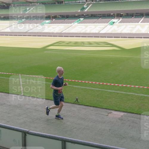 13.09.2026 - 21. swb-Marathon Bremen Michael Burmester http://msf.ph/oto/10311674 13.09.2026 12:47:07 Laufen im Stadion 195, 384, 538, 567, 604, 621, 697, 868, 1017, 1034, 1181, 1241, 1554, 1863, 2021, 2084, 2087, 2266, 2297, 2538, 2646, 2809, 2889, 2956, 3118, 3196, 3242, 3284, 3297, 3424, 3520, 3794, 4025, 4236, 4239, 4614, 4729, 4777, 4808, 4992, 5024, 5238, 5283, 5674, 5719, 5725, 5803, 5976, 6053, 6686, 6708, 6784, 6815, 7102, 7336, 7538, 7814, 7871, 8060, 8319, 8325, 8331, 8334, 8611, 8621, 8670, 8701, 8756, 8980, 8983, 9061, 9273, 9495, 9544, 9689, 9813, 9918, 9934, 439 meine-sportfotos.de