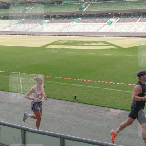 13.09.2026 - 21. swb-Marathon Bremen Michael Burmester http://msf.ph/oto/10311702 13.09.2026 12:47:09 Laufen im Stadion 195, 384, 538, 567, 604, 621, 697, 868, 1034, 1181, 1241, 1554, 1863, 2021, 2084, 2087, 2266, 2297, 2538, 2646, 2809, 2889, 2956, 3118, 3196, 3242, 3284, 3297, 3424, 3466, 3520, 3794, 4025, 4236, 4239, 4614, 4729, 4777, 4808, 4992, 5024, 5238, 5283, 5674, 5719, 5725, 5803, 5976, 6053, 6686, 6708, 6784, 6815, 7102, 7336, 7538, 7814, 7871, 8060, 8319, 8325, 8331, 8334, 8611, 8621, 8670, 8701, 8756, 8980, 8983, 9061, 9273, 9495, 9544, 9689, 9813, 9918, 9934, 439 meine-sportfotos.de