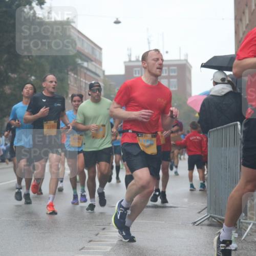 13.09.2026 - Kiel Lauf Markus Tischler http://msf.ph/oto/10311805 13.09.2026 10:37:46 Fleethörn 10580, 9493, 7180, 4150, 4248, 6033 meine-sportfotos.de