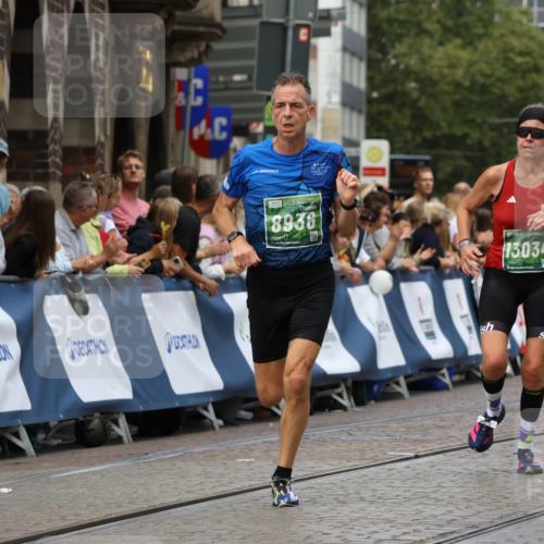 13.09.2026 - 21. swb-Marathon Bremen Strokosch-Dieckow http://msf.ph/oto/10311915 13.09.2026 13:04:29 Ziel 2094, 3424, 4110, 6815, 9061, 9129, 9544, 9813, 1223, 1224, 2207, 2956, 5283, 8701, 8936, 9070, 13034 meine-sportfotos.de