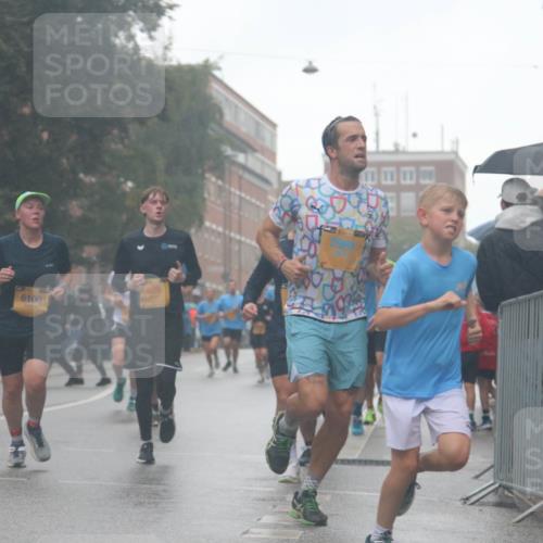 13.09.2026 - Kiel Lauf Markus Tischler http://msf.ph/oto/10312045 13.09.2026 10:38:14 Fleethörn 39, 813, 6100, 529, 1, 139, 7984 meine-sportfotos.de