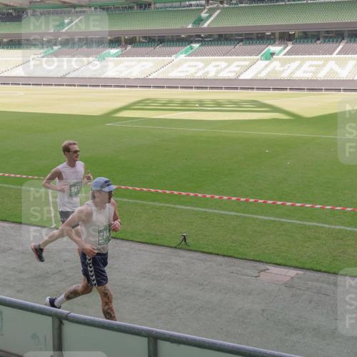13.09.2026 - 21. swb-Marathon Bremen Michael Burmester http://msf.ph/oto/10312047 13.09.2026 12:47:44 Laufen im Stadion 382, 384, 538, 604, 621, 868, 889, 1554, 1872, 1925, 2021, 2087, 2266, 2538, 2605, 2646, 2809, 2844, 2956, 3110, 3118, 3127, 3196, 3242, 3284, 3297, 3424, 3466, 3520, 3794, 3910, 4025, 4236, 4239, 4614, 4712, 4729, 4777, 4808, 4992, 5024, 5238, 5283, 5674, 5725, 5803, 5976, 6025, 6053, 6058, 6686, 6708, 6784, 6815, 6951, 7102, 7399, 7538, 7803, 7814, 7871, 8060, 8334, 8611, 8621, 8706, 8877, 8973, 8980, 8981, 8983, 9010, 9061, 9429, 9544, 9689, 9813, 9918, 9934 meine-sportfotos.de
