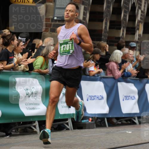 13.09.2026 - 21. swb-Marathon Bremen Strokosch-Dieckow http://msf.ph/oto/10312293 13.09.2026 13:04:38 Ziel 650, 1860, 3284, 3424, 4110, 4239, 6815, 7871, 9813, 1712, 2646, 5283, 5674, 7538, 7814, 8054, 8701, 9070, 9306, 9689, 13187 meine-sportfotos.de