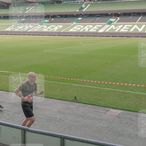 13.09.2026 - 21. swb-Marathon Bremen Michael Burmester http://msf.ph/oto/10312345 13.09.2026 12:48:11 Laufen im Stadion 382, 384, 572, 621, 826, 868, 889, 1349, 1554, 1872, 1925, 2266, 2538, 2605, 2646, 2844, 2956, 3110, 3118, 3127, 3196, 3242, 3276, 3284, 3297, 3424, 3466, 3520, 3794, 3910, 4025, 4082, 4239, 4614, 4712, 4729, 4732, 4808, 4992, 5424, 5517, 5725, 5803, 5976, 6025, 6053, 6058, 6686, 6708, 6784, 6951, 7064, 7102, 7399, 7538, 7636, 7803, 7814, 7871, 7876, 8060, 8334, 8611, 8621, 8706, 8877, 8973, 8980, 8981, 9010, 9035, 9061, 9429, 9689, 9813, 9918, 9934, 13091 meine-sportfotos.de