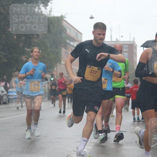 13.09.2026 - Kiel Lauf Markus Tischler http://msf.ph/oto/10312593 13.09.2026 10:39:08 Fleethörn 5509, 11885, 39, 337, 33, 120 meine-sportfotos.de