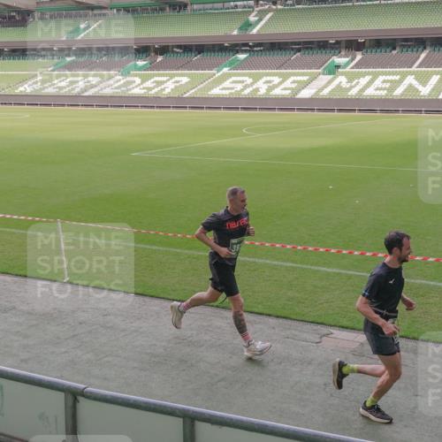 13.09.2026 - 21. swb-Marathon Bremen Michael Burmester http://msf.ph/oto/10312639 13.09.2026 12:48:37 Laufen im Stadion 382, 384, 524, 572, 621, 826, 889, 899, 1349, 1723, 1748, 1872, 1925, 2266, 2287, 2605, 2646, 2844, 2956, 3043, 3110, 3118, 3127, 3197, 3242, 3276, 3284, 3297, 3330, 3466, 3794, 3910, 3973, 4025, 4082, 4239, 4247, 4614, 4712, 4729, 4732, 4852, 4898, 4990, 4992, 5424, 5517, 5570, 5594, 5648, 5803, 5976, 6025, 6058, 6692, 6708, 6784, 6842, 6951, 7064, 7399, 7538, 7636, 7803, 7876, 8060, 8611, 8621, 8706, 8877, 8973, 8980, 8981, 9010, 9035, 9061, 9429, 9689, 9918, 9934, 13091 meine-sportfotos.de