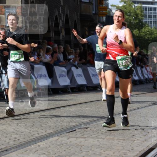 13.09.2026 - 21. swb-Marathon Bremen Strokosch-Dieckow http://msf.ph/oto/10313019 13.09.2026 13:30:47 Ziel 625, 881, 1067, 2265, 2900, 3163, 3164, 3425, 4058, 4206, 4332, 4415, 4425, 4748, 4763, 5506, 5551, 6134, 6347, 6988, 7253, 7567, 7645, 7821, 8090, 8105, 8116, 8117, 8169, 8314, 8494, 8762, 8878, 8966, 9011, 9015, 9108, 9412, 9695, 9825, 244, 1189, 1479, 2902, 3360, 4251, 5600, 5681, 5900, 6307, 7198, 7760, 7798, 8543, 8616, 9290, 9507, 9653, 9767, 9937, 9958, 9962, 9976, 13152, 13215 meine-sportfotos.de