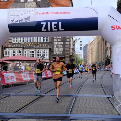 13.09.2026 - 21. swb-Marathon Bremen Tim E. http://msf.ph/oto/10313056 13.09.2026 10:54:32 Ziel 10359, 10503, 10577, 10749, 10837, 10884, 10996, 11099, 11118, 11290, 11329, 11361, 11476, 11765, 11843, 11989, 11998 meine-sportfotos.de