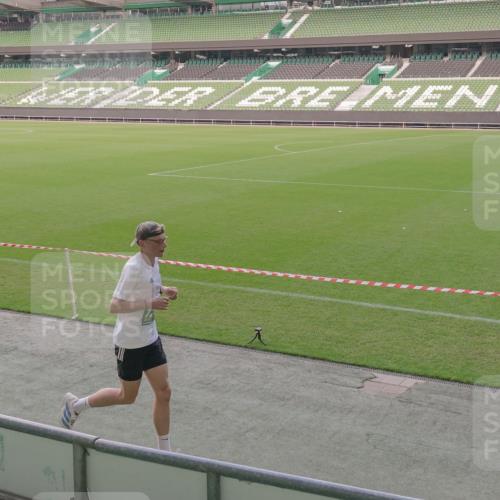 13.09.2026 - 21. swb-Marathon Bremen Michael Burmester http://msf.ph/oto/10313075 13.09.2026 12:49:19 Laufen im Stadion 382, 469, 524, 572, 663, 670, 779, 826, 889, 899, 1349, 1517, 1605, 1723, 1748, 1872, 1925, 2052, 2287, 2288, 2347, 2605, 2750, 2844, 2909, 3043, 3110, 3127, 3197, 3276, 3330, 3466, 3625, 3910, 3973, 4033, 4082, 4247, 4384, 4712, 4732, 4743, 4852, 4898, 4990, 5111, 5377, 5383, 5424, 5517, 5570, 5585, 5594, 5648, 6025, 6058, 6652, 6692, 6842, 6906, 6951, 7064, 7109, 7115, 7121, 7399, 7636, 7803, 7876, 8706, 8877, 8973, 8981, 9010, 9035, 9429, 13091 meine-sportfotos.de