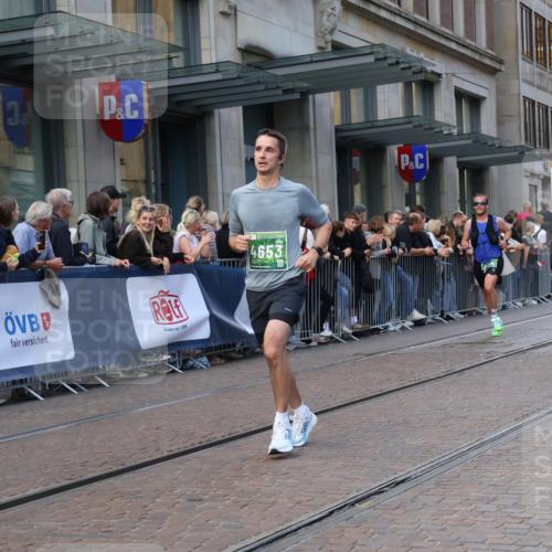 13.09.2026 - 21. swb-Marathon Bremen Strokosch-Dieckow http://msf.ph/oto/10313298 13.09.2026 13:15:18 Ziel 1033, 1445, 2733, 3119, 3346, 3422, 3536, 3689, 3836, 3991, 4212, 4573, 4646, 4653, 4663, 5533, 5588, 6162, 6515, 6526, 7203, 7291, 7346, 7992, 9029, 9391, 9475, 9777, 13249, 1510, 1664, 2383, 3357, 3504, 3717, 3743, 4111, 4382, 4992, 5003, 5149, 5294, 5298, 5385, 5417, 5471, 6011, 6351, 6521, 6528, 6717, 6773, 6902, 7190, 7432, 7497, 7515, 7717, 7730, 8086, 8238, 8254, 8255, 9253, 9338, 9363, 9483, 13137, 13139 meine-sportfotos.de