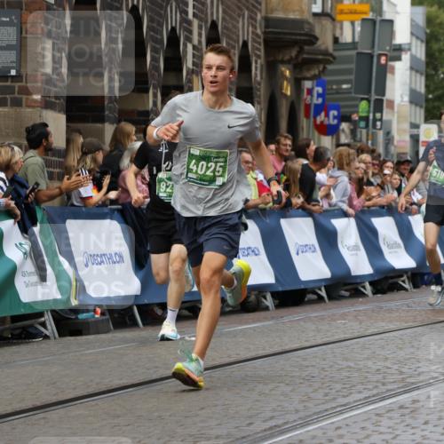 13.09.2026 - 21. swb-Marathon Bremen Strokosch-Dieckow http://msf.ph/oto/10313383 13.09.2026 13:05:14 Ziel 1336, 1712, 2646, 5674, 6708, 7538, 7814, 8054, 9306, 9495, 9689, 13187, 439, 3365, 4025, 5092, 7141, 9273 meine-sportfotos.de