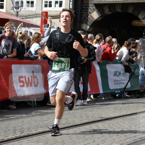 13.09.2026 - 21. swb-Marathon Bremen Strokosch-Dieckow http://msf.ph/oto/10313610 13.09.2026 13:30:48 Ziel 625, 1067, 2265, 2900, 3163, 3164, 3425, 4058, 4206, 4332, 4342, 4415, 4425, 4748, 4757, 5506, 5551, 6134, 6347, 6988, 7253, 7567, 7645, 7821, 8090, 8105, 8116, 8117, 8169, 8314, 8494, 8762, 8878, 8966, 9011, 9015, 9108, 9412, 9695, 9825, 244, 1189, 1479, 2902, 3360, 4251, 5600, 5900, 6307, 7198, 7760, 7798, 8543, 8616, 9290, 9507, 9767, 9937, 9958, 9962, 9976, 13152, 13215 meine-sportfotos.de