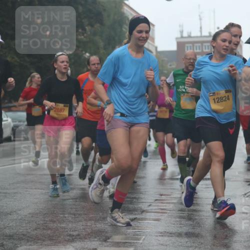 13.09.2026 - Kiel Lauf Markus Tischler http://msf.ph/oto/10313679 13.09.2026 10:41:16 Fleethörn 681, 39, 2887, 38, 12824, 2502 meine-sportfotos.de