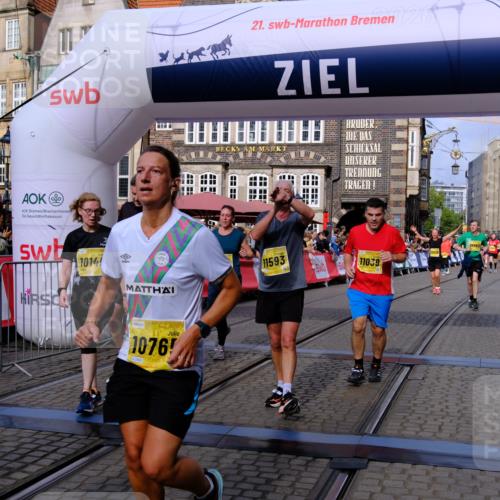 13.09.2026 - 21. swb-Marathon Bremen Tim E. http://msf.ph/oto/10313688 13.09.2026 10:54:47 Ziel 10067, 10146, 10359, 10410, 10503, 10577, 10631, 10704, 10749, 10765, 10837, 10884, 11039, 11099, 11118, 11389, 11593, 12038, 12265, 12328, 12467 meine-sportfotos.de