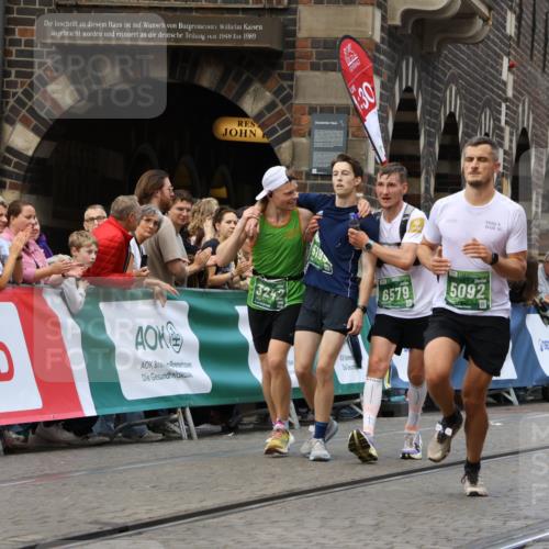 13.09.2026 - 21. swb-Marathon Bremen Strokosch-Dieckow http://msf.ph/oto/10313721 13.09.2026 13:05:24 Ziel 1336, 1822, 2297, 3196, 4729, 6708, 7102, 9495, 1301, 1562, 3242, 3271, 5199, 5725, 6579, 7141 meine-sportfotos.de