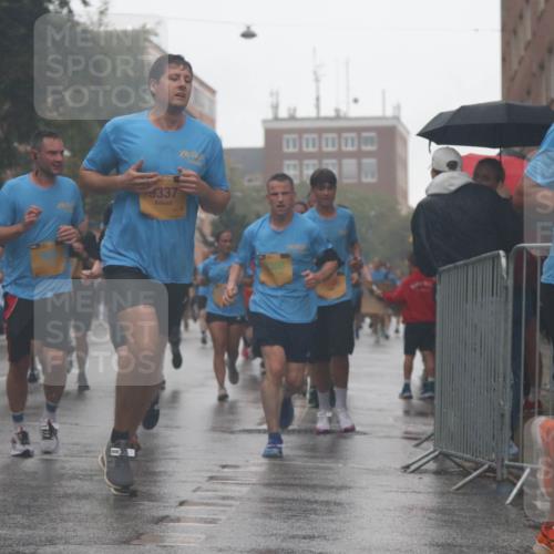 13.09.2026 - Kiel Lauf Markus Tischler http://msf.ph/oto/10313960 13.09.2026 10:41:55 Fleethörn 7872, 38, 9337, 1, 38 meine-sportfotos.de