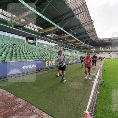 13.09.2026 - 21. swb-Marathon Bremen Michael Burmester http://msf.ph/oto/10314342 13.09.2026 13:09:50 Laufen im Stadion 164, 383, 391, 448, 532, 549, 563, 625, 813, 869, 898, 1025, 1072, 1124, 1150, 1180, 1289, 1398, 1559, 1855, 1867, 1880, 1894, 1899, 1967, 2202, 2208, 2232, 2243, 2268, 2284, 2339, 2342, 2380, 2413, 2429, 2441, 2467, 2471, 2525, 2530, 2553, 2573, 2594, 2654, 2682, 2692, 2714, 2717, 2785, 2819, 2823, 2841, 2897, 2920, 2930, 2931, 2932, 2941, 3032, 3063, 3086, 3089, 3122, 3208, 3291, 3316, 3327, 3333, 3370, 3398, 3410, 3437, 3707, 3769, 3857, 109 meine-sportfotos.de