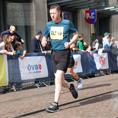13.09.2026 - 21. swb-Marathon Bremen Strokosch-Dieckow http://msf.ph/oto/10314418 13.09.2026 10:56:32 Ziel 10157, 10372, 10408, 10486, 10540, 10610, 10721, 10771, 10824, 10888, 10936, 11000, 11064, 11079, 11328, 11474, 11601, 11872, 11946, 12032, 12284, 12434, 10184, 10211, 10240, 10246, 10322, 10356, 10443, 10670, 10675, 10699, 10844, 11069, 11256, 11280, 11317, 11349, 11407, 11570, 11693, 11795, 11844, 11855, 11871, 11911, 11996, 12452, 12543 meine-sportfotos.de