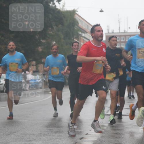 13.09.2026 - Kiel Lauf Markus Tischler http://msf.ph/oto/10314671 13.09.2026 10:43:17 Fleethörn 5764, 5763, 39, 10980 meine-sportfotos.de