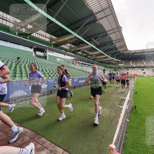 13.09.2026 - 21. swb-Marathon Bremen Michael Burmester http://msf.ph/oto/10314790 13.09.2026 13:10:39 Laufen im Stadion 164, 265, 373, 383, 391, 448, 532, 563, 581, 869, 898, 984, 1072, 1180, 1738, 1855, 1867, 1894, 1952, 1967, 2202, 2232, 2268, 2284, 2299, 2330, 2333, 2339, 2342, 2432, 2443, 2471, 2525, 2530, 2531, 2553, 2573, 2589, 2594, 2654, 2669, 2682, 2714, 2717, 2784, 2785, 2819, 2836, 2920, 2931, 2932, 3026, 3032, 3063, 3086, 3089, 3122, 3159, 3174, 3207, 3208, 3291, 3316, 3333, 3352, 3370, 3398, 3409, 3410, 3437, 3470, 3707, 3769, 3857, 109, 800 meine-sportfotos.de
