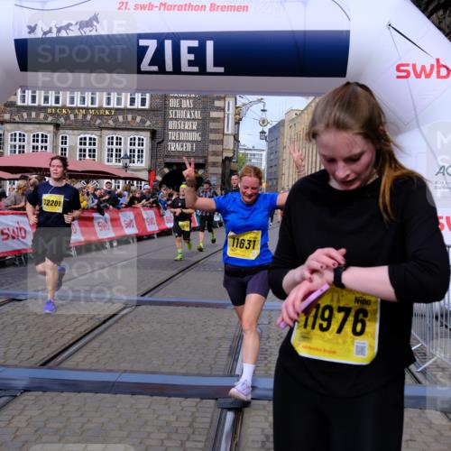 13.09.2026 - 21. swb-Marathon Bremen Tim E. http://msf.ph/oto/10314818 13.09.2026 10:55:30 Ziel 10555, 11001, 11014, 11466, 11631, 11908, 11910, 12201, 12218, 12549 meine-sportfotos.de