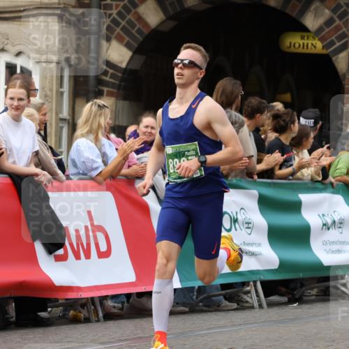 13.09.2026 - 21. swb-Marathon Bremen Strokosch-Dieckow http://msf.ph/oto/10314840 13.09.2026 13:06:00 Ziel 1017, 1301, 1562, 1879, 2538, 3242, 3271, 3520, 4157, 5199, 5725, 6025, 6579, 7141, 8973, 9010, 681, 1901, 3297, 3466, 4614, 5803, 6686, 7336, 8670, 8983, 9429 meine-sportfotos.de