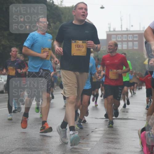 13.09.2026 - Kiel Lauf Markus Tischler http://msf.ph/oto/10314908 13.09.2026 10:43:37 Fleethörn 38, 1065, 1484, 4, 39, 8203 meine-sportfotos.de