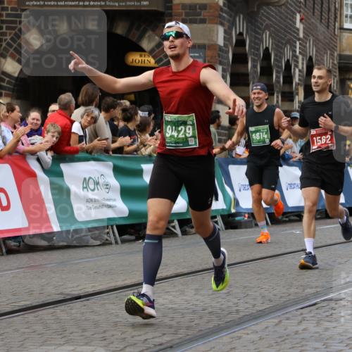 13.09.2026 - 21. swb-Marathon Bremen Strokosch-Dieckow http://msf.ph/oto/10314935 13.09.2026 13:06:02 Ziel 1017, 1301, 1562, 1745, 1879, 2538, 3242, 3271, 3520, 4157, 5199, 5725, 6025, 6579, 8706, 8973, 9010, 474, 1901, 3466, 4614, 6686, 7336, 8670, 9934 meine-sportfotos.de