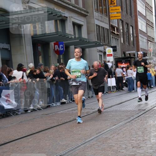 13.09.2026 - 21. swb-Marathon Bremen Strokosch-Dieckow http://msf.ph/oto/10314968 13.09.2026 13:15:54 Ziel 481, 663, 740, 755, 792, 1605, 1955, 2623, 3134, 3149, 4128, 5430, 5554, 5963, 6106, 6721, 6744, 8398, 8487, 9031, 9115, 13008, 13158, 145, 982, 1033, 1445, 1955, 2733, 3119, 3422, 3536, 3689, 3836, 3991, 4573, 4823, 5430, 5474, 5533, 5588, 5913, 6162, 6481, 6515, 7203, 7307, 7413, 9029, 9122, 9278, 9475, 9777, 13149, 13249 meine-sportfotos.de