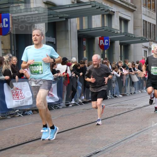 13.09.2026 - 21. swb-Marathon Bremen Strokosch-Dieckow http://msf.ph/oto/10315057 13.09.2026 13:15:55 Ziel 481, 663, 740, 755, 792, 1605, 2623, 3134, 3149, 4128, 5554, 5963, 6106, 6721, 6744, 7801, 8398, 8487, 9031, 9115, 13008, 13158, 145, 982, 1033, 1955, 2733, 3119, 3149, 3422, 3536, 3689, 3836, 3991, 4573, 4823, 5430, 5474, 5533, 5588, 5913, 6162, 6481, 6515, 7307, 7413, 9029, 9122, 9278, 9475, 9777, 13149, 13249 meine-sportfotos.de