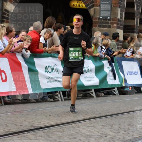 13.09.2026 - 21. swb-Marathon Bremen Strokosch-Dieckow http://msf.ph/oto/10315171 13.09.2026 13:06:05 Ziel 1017, 1301, 1562, 1745, 1879, 2538, 3242, 3520, 4157, 6025, 6058, 8706, 8877, 8973, 9010, 474, 1901, 3466, 6686, 7336, 8670, 9934 meine-sportfotos.de