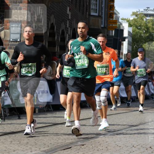 13.09.2026 - 21. swb-Marathon Bremen Strokosch-Dieckow http://msf.ph/oto/10315458 13.09.2026 13:30:56 Ziel 625, 800, 834, 1067, 1533, 1771, 1841, 1926, 1941, 2369, 2452, 2723, 2985, 3163, 3164, 3425, 4058, 4206, 4332, 4342, 4415, 4425, 4748, 4757, 4920, 5506, 5551, 5822, 6134, 6343, 6347, 6523, 6988, 7012, 7253, 7567, 7645, 7821, 8116, 8117, 8762, 8878, 8966, 9011, 9108, 9692, 9695, 9699, 9825, 13090, 217, 1398, 1479, 2513, 2802, 2902, 3800, 4647, 5846, 6307, 6419, 6732, 7198, 7359, 7637, 7798, 7882, 8382, 8543, 9274, 9937, 9958, 9962, 9969, 9976, 9977, 13152 meine-sportfotos.de