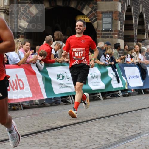 13.09.2026 - 21. swb-Marathon Bremen Strokosch-Dieckow http://msf.ph/oto/10315527 13.09.2026 13:06:12 Ziel 1017, 1745, 1879, 2538, 3520, 4157, 4712, 5803, 6025, 6058, 7399, 8334, 8706, 8877, 8973, 8983, 9010, 9918, 474, 1901, 7590, 8621, 9934, 13148 meine-sportfotos.de