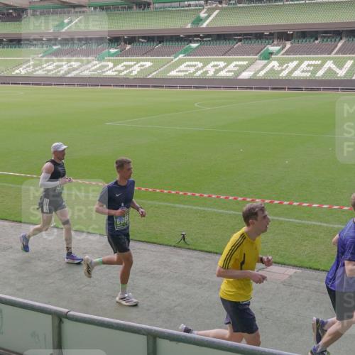 13.09.2026 - 21. swb-Marathon Bremen Michael Burmester http://msf.ph/oto/10315582 13.09.2026 12:50:18 Laufen im Stadion 335, 469, 524, 572, 663, 670, 771, 779, 899, 1510, 1513, 1517, 1605, 1613, 1723, 1748, 1970, 1998, 2052, 2130, 2287, 2288, 2291, 2295, 2347, 2360, 2442, 2444, 2750, 2909, 3043, 3197, 3330, 3484, 3625, 3647, 3808, 3959, 3973, 4023, 4033, 4247, 4368, 4384, 4473, 4559, 4743, 4852, 4888, 4898, 4990, 5066, 5111, 5155, 5314, 5377, 5383, 5517, 5532, 5570, 5585, 5594, 5620, 5627, 5636, 5648, 5696, 6267, 6471, 6652, 6668, 6692, 6842, 6901, 6906, 7109, 7115, 7121 meine-sportfotos.de