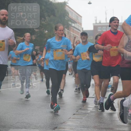 13.09.2026 - Kiel Lauf Markus Tischler http://msf.ph/oto/10315632 13.09.2026 10:44:56 Fleethörn 1169, 39, 348, 39, 4380 meine-sportfotos.de