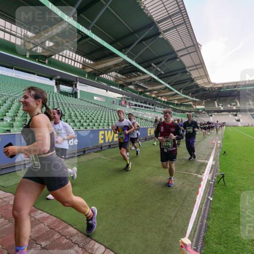 13.09.2026 - 21. swb-Marathon Bremen Michael Burmester http://msf.ph/oto/10315759 13.09.2026 13:12:15 Laufen im Stadion 118, 183, 265, 514, 695, 703, 843, 933, 984, 1113, 1226, 1286, 1334, 1435, 1849, 1851, 1936, 1952, 2005, 2248, 2264, 2281, 2299, 2330, 2336, 2353, 2375, 2377, 2398, 2426, 2443, 2461, 2478, 2505, 2531, 2589, 2659, 2669, 2673, 2684, 2765, 2792, 2804, 2815, 2822, 2836, 2850, 2860, 2895, 2907, 2963, 2966, 2975, 2976, 3026, 3027, 3079, 3082, 3143, 3155, 3159, 3293, 3308, 3328, 3349, 3352, 3409, 3434, 3442, 549, 800 meine-sportfotos.de