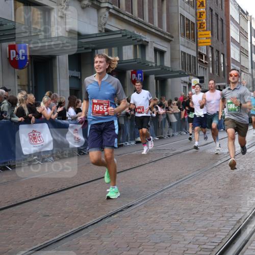 13.09.2026 - 21. swb-Marathon Bremen Strokosch-Dieckow http://msf.ph/oto/10315844 13.09.2026 13:16:12 Ziel 696, 755, 792, 816, 985, 1076, 1162, 2474, 2604, 5255, 5554, 5963, 6367, 7053, 7603, 7801, 7875, 8171, 8288, 9031, 9115, 145, 481, 663, 740, 1605, 1955, 2623, 3134, 3149, 4128, 4823, 5430, 5474, 5913, 6106, 6481, 6721, 6744, 7307, 7413, 8398, 8487, 9115, 9278, 13008, 13149, 13158 meine-sportfotos.de